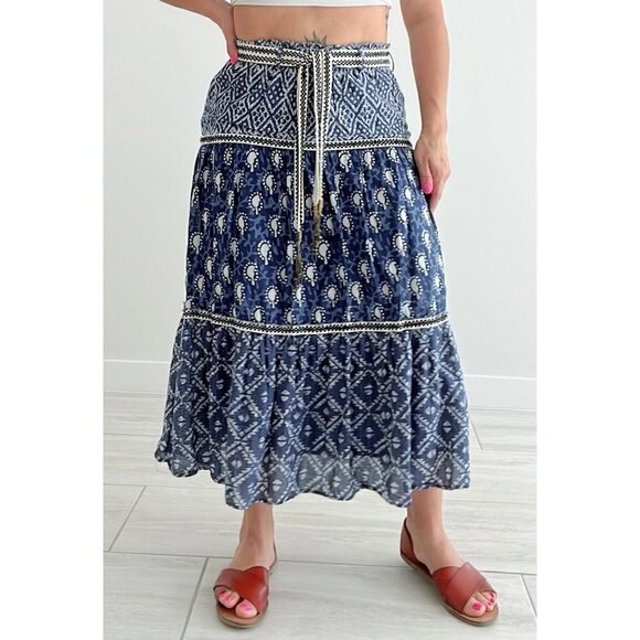 ZARA BELTED blue  PRINT SKIRT Size small - Picture 1 of 5
